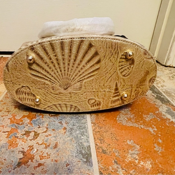 🐚 NWT BRAHMIN Stardust Draper Gold Seashell Themed Leather Mod Bowie HANDBAG!!! - Picture 9 of 14